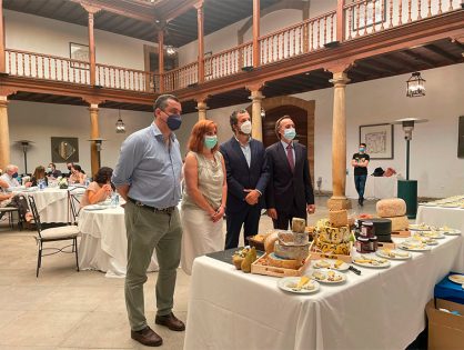 COMERCIO DE OVIEDO SE ADHIERE AL ASTURIAS – PARAÍSO NATURAL INTERNATIONAL CHEESE FESTIVAL
